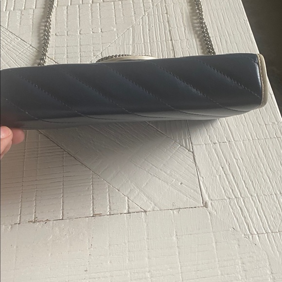 Elegant Navy Blue Quilted Shoulder Bag - Picture 6 of 12